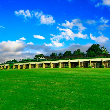 Troutbeck Resort Nyanga Bagian luar foto