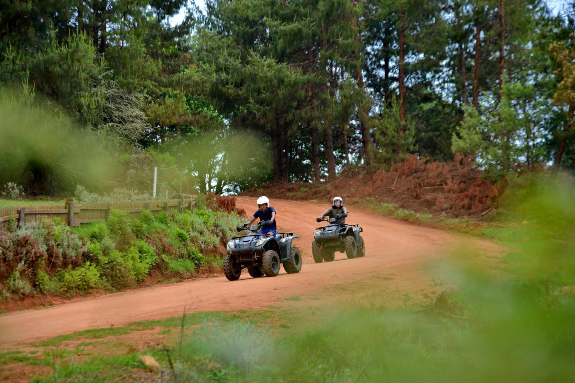 Troutbeck Resort Nyanga Bagian luar foto