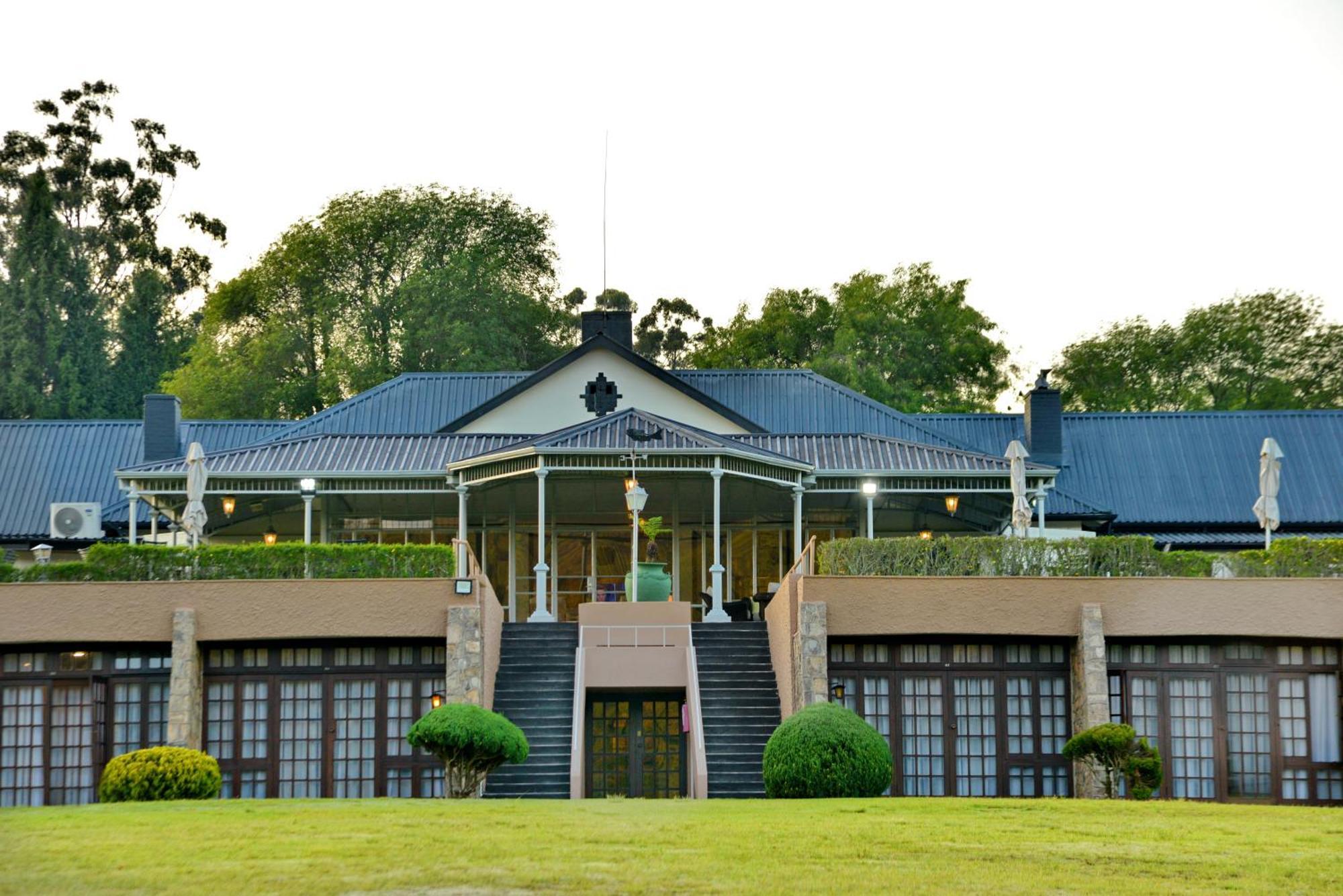 Troutbeck Resort Nyanga Bagian luar foto